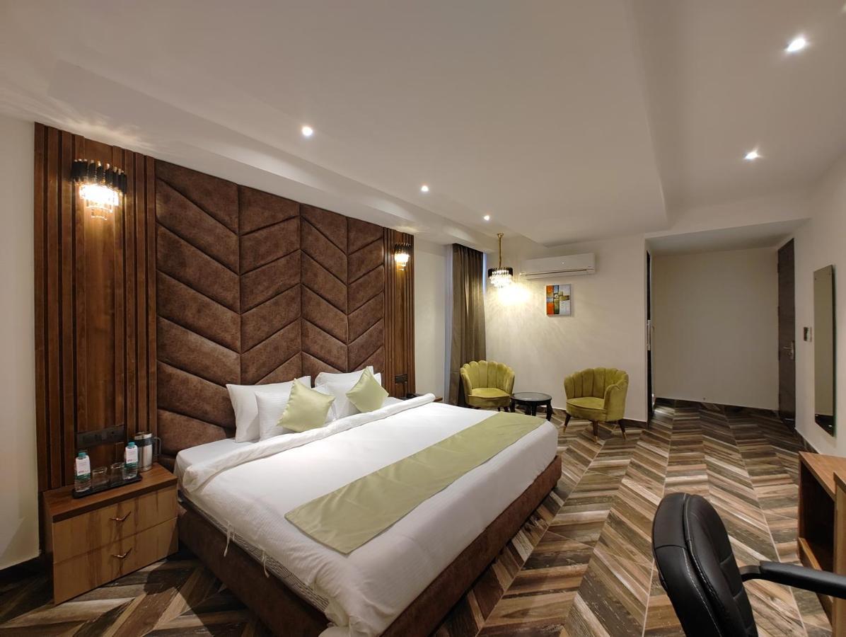 Grand Luxotica By Dls Hotels 데라둔 외부 사진