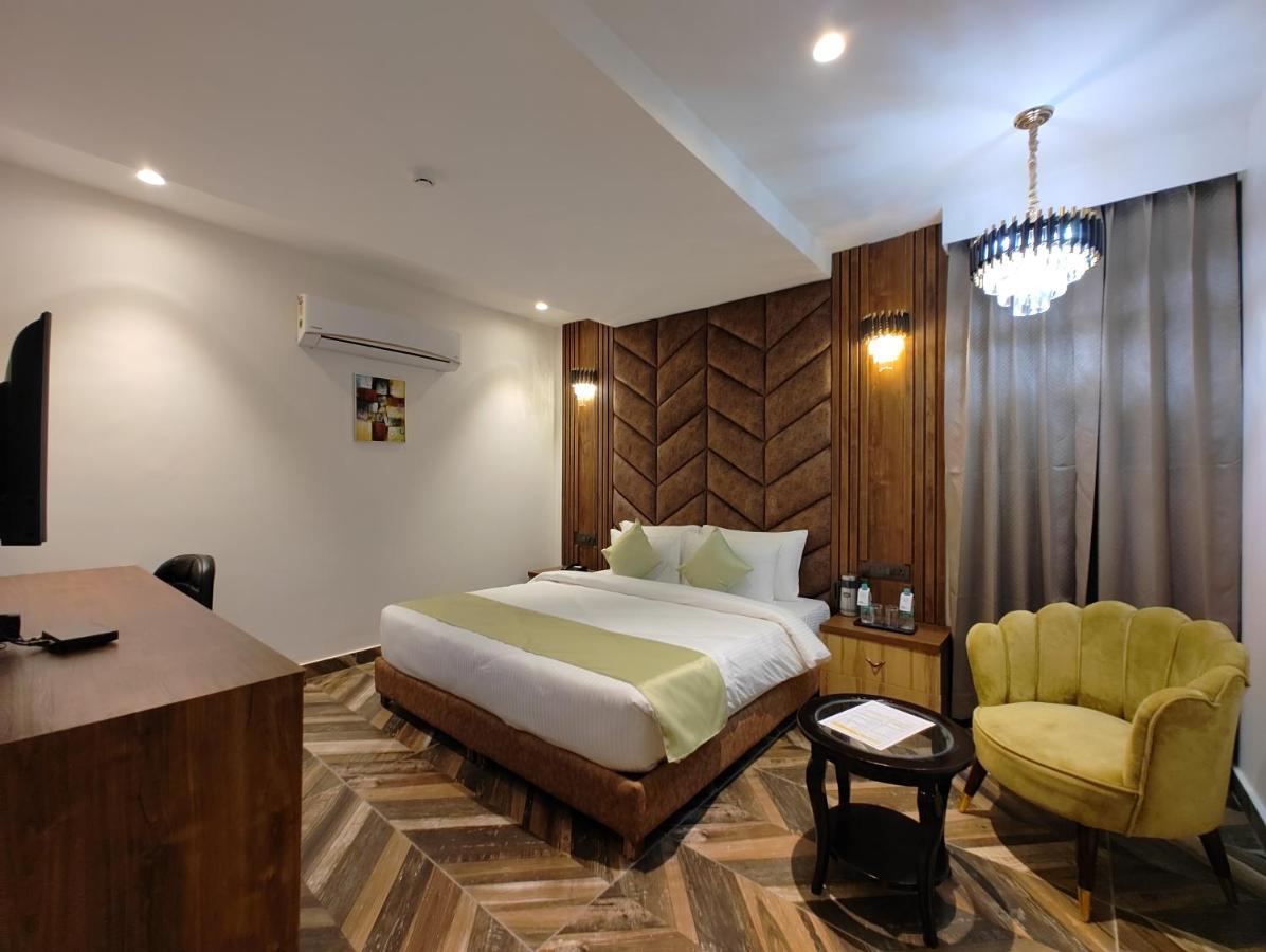 Grand Luxotica By Dls Hotels 데라둔 외부 사진