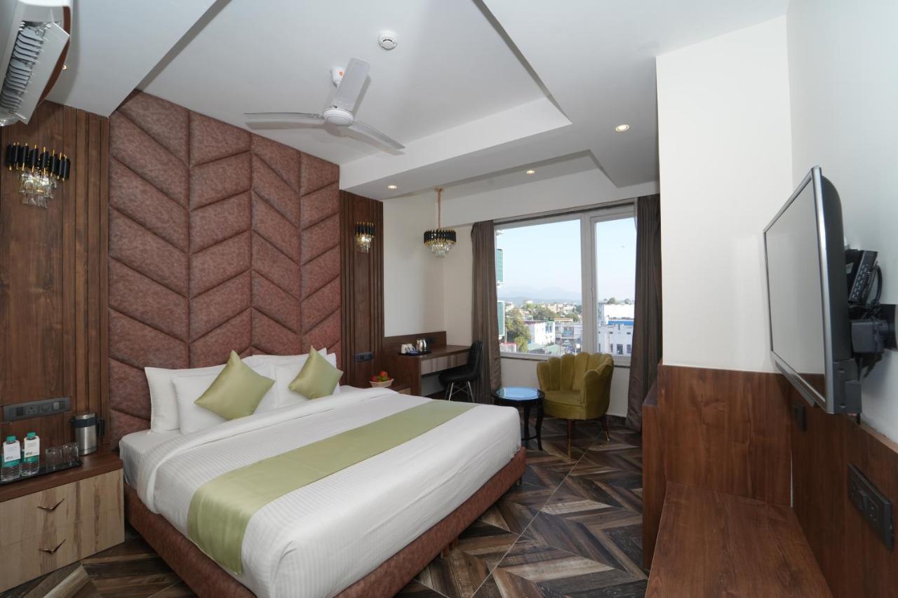 Grand Luxotica By Dls Hotels 데라둔 외부 사진