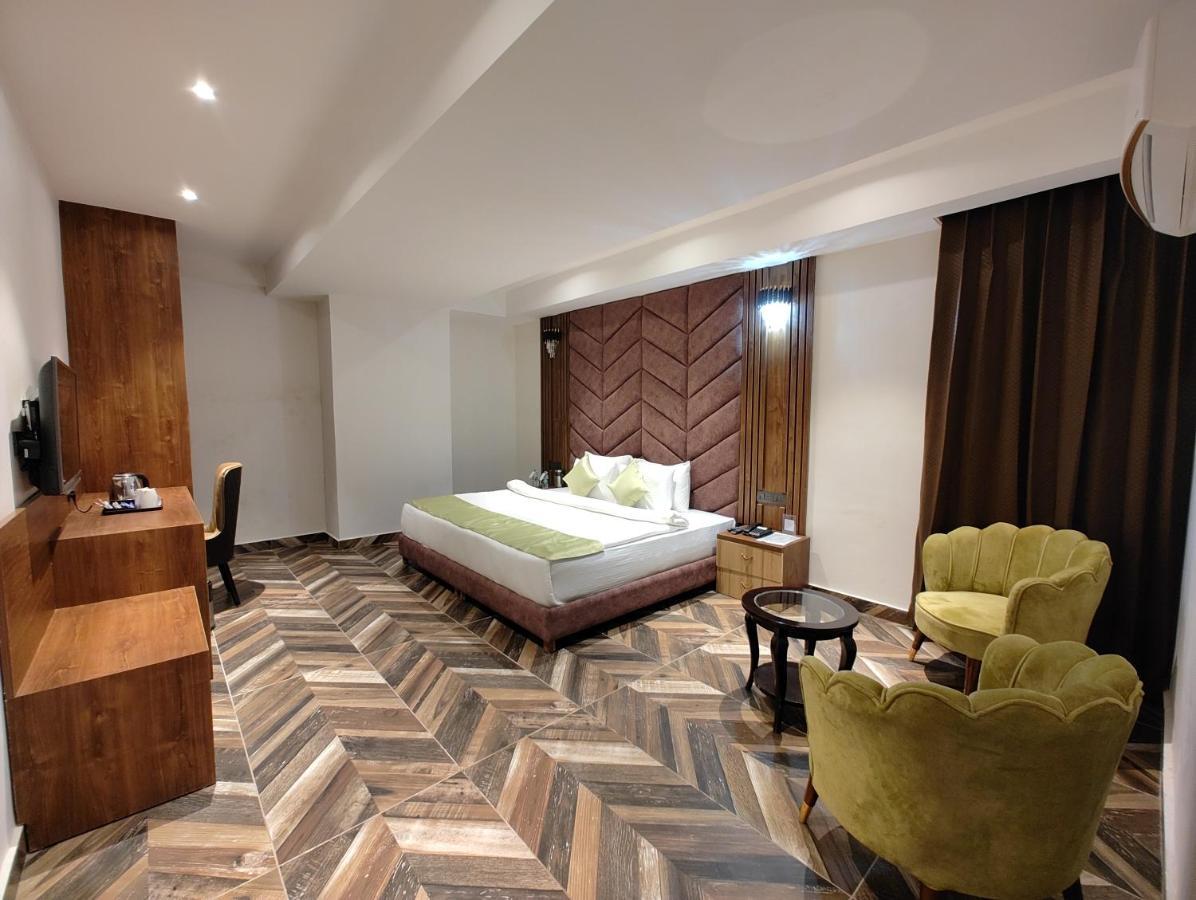 Grand Luxotica By Dls Hotels 데라둔 외부 사진