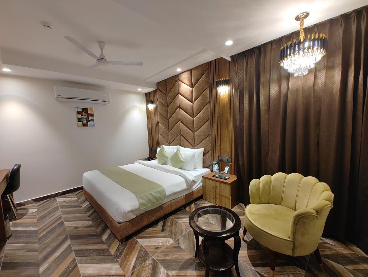 Grand Luxotica By Dls Hotels 데라둔 외부 사진