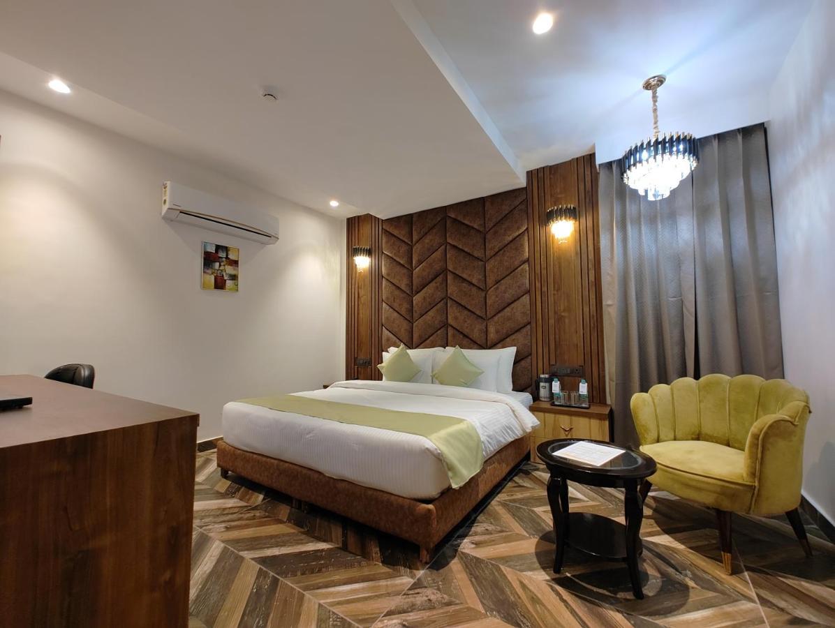 Grand Luxotica By Dls Hotels 데라둔 외부 사진