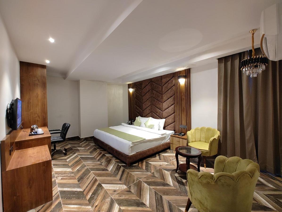 Grand Luxotica By Dls Hotels 데라둔 외부 사진