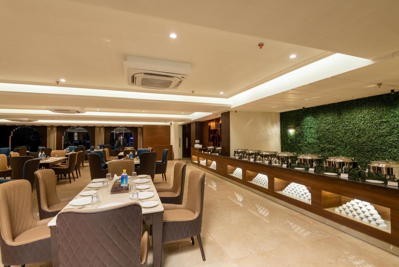 Grand Luxotica By Dls Hotels 데라둔 외부 사진