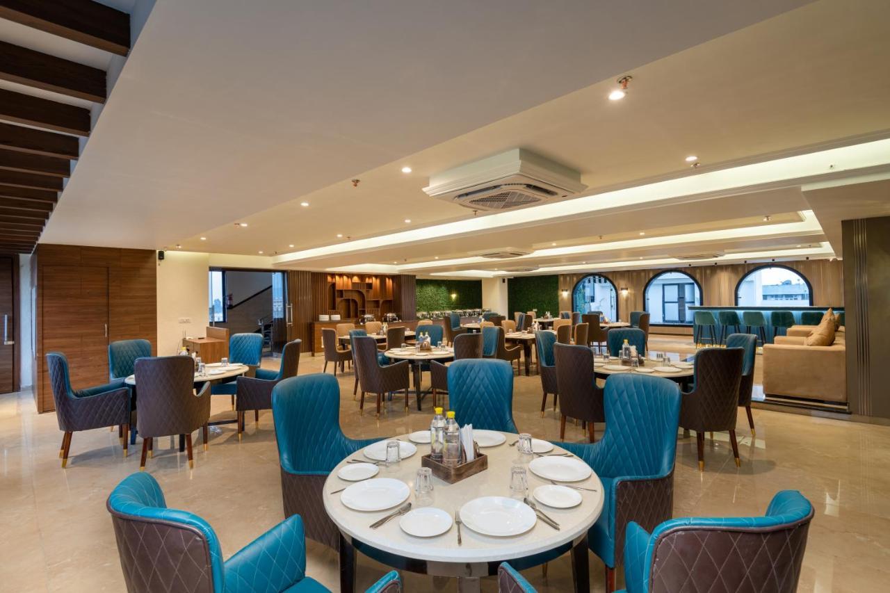 Grand Luxotica By Dls Hotels 데라둔 외부 사진