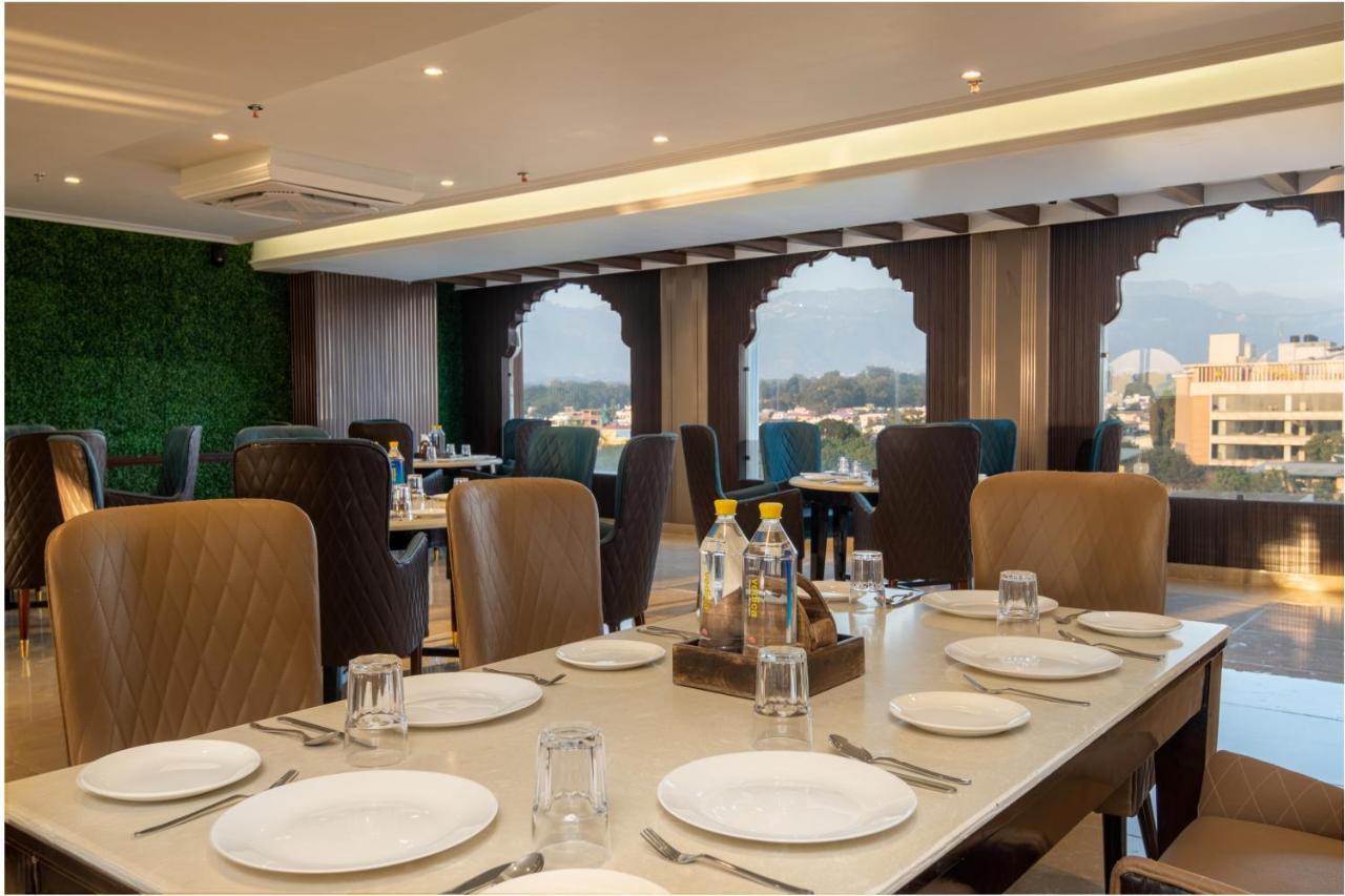 Grand Luxotica By Dls Hotels 데라둔 외부 사진